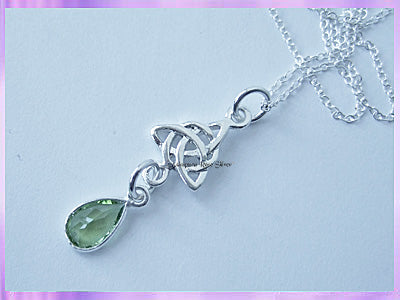 NO3C Triquetra and Peridot Necklace - VRS