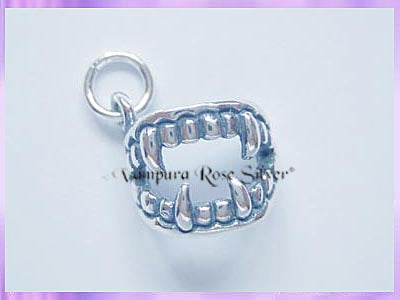 CHA61 Vampire Fangs Charm - VRS