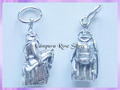 CHA74 Lewis Chessmen Charm - Knight - VRS