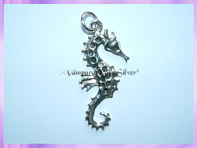 CP14-31 Seahorse Pendant - VRS