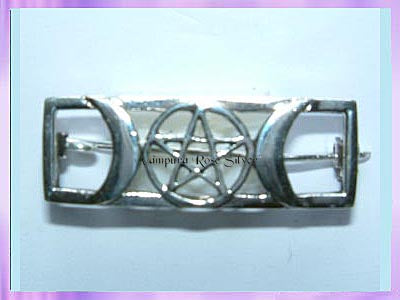 CP37-1 Triple Moon Brooch - VRS