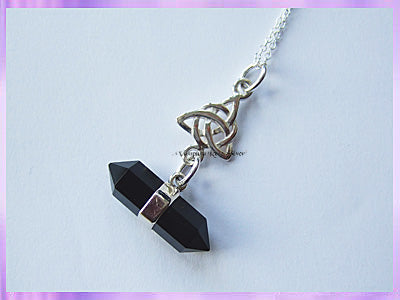 RS22CN Black Onyx and Triquetra Necklace - VRS