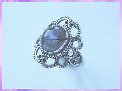 RS28 Labradorite Ring