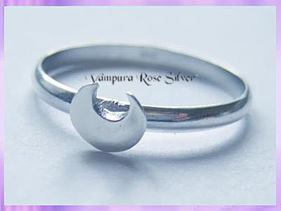 STR6 Crescent Moon Ring - Stackable - VRS