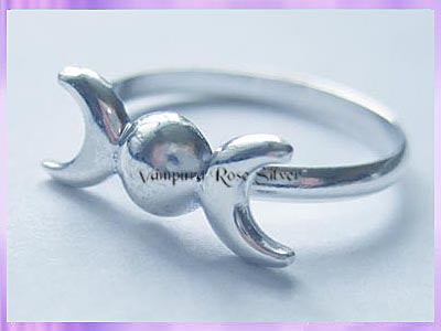 STR8 Triple Moon Ring - Stackable - VRS