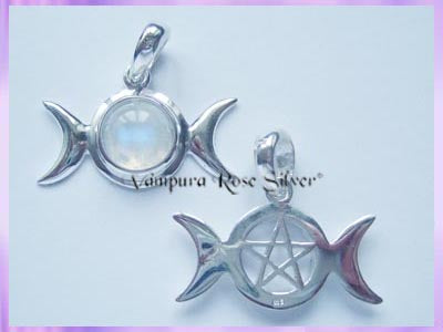 TMPG8 Rainbow Moonstone Triple Moon with Hidden Pentagram