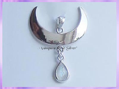 WMB2 Crescent Moon Pendant - Rainbow Moonstone - VRS